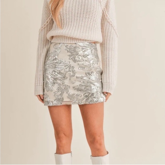 Aura Sequin Mini Skirt Sequin (16) - Picture 1 of 8
